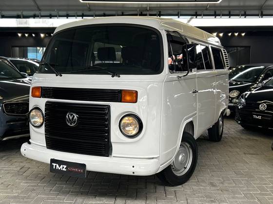 VOLKSWAGEN KOMBI 1.4 MI STD LOTAÇÃO 8V FLEX 3P MANUAL VOLKSWAGEN KOMBI 1.4 MI STD LOTAÇÃO 8V FLEX 3P MANUAL